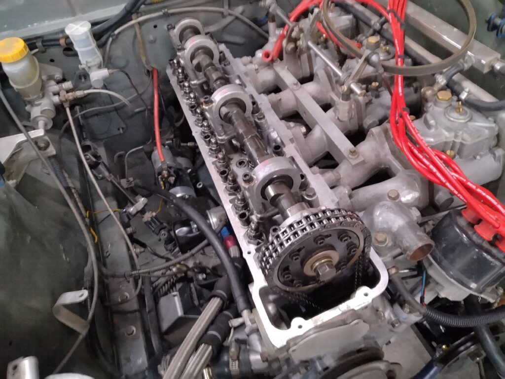 ハコスカのヘッド